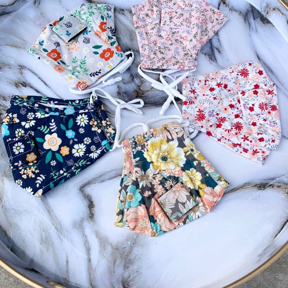 Brand NEW 100% double Cotton Face mask with drink hole. Perfect for parties - Picture 6 of 6